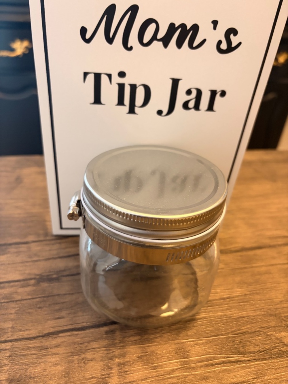"Mom's Tip Jar" Hanging glass Jar - Picture 9 of 10